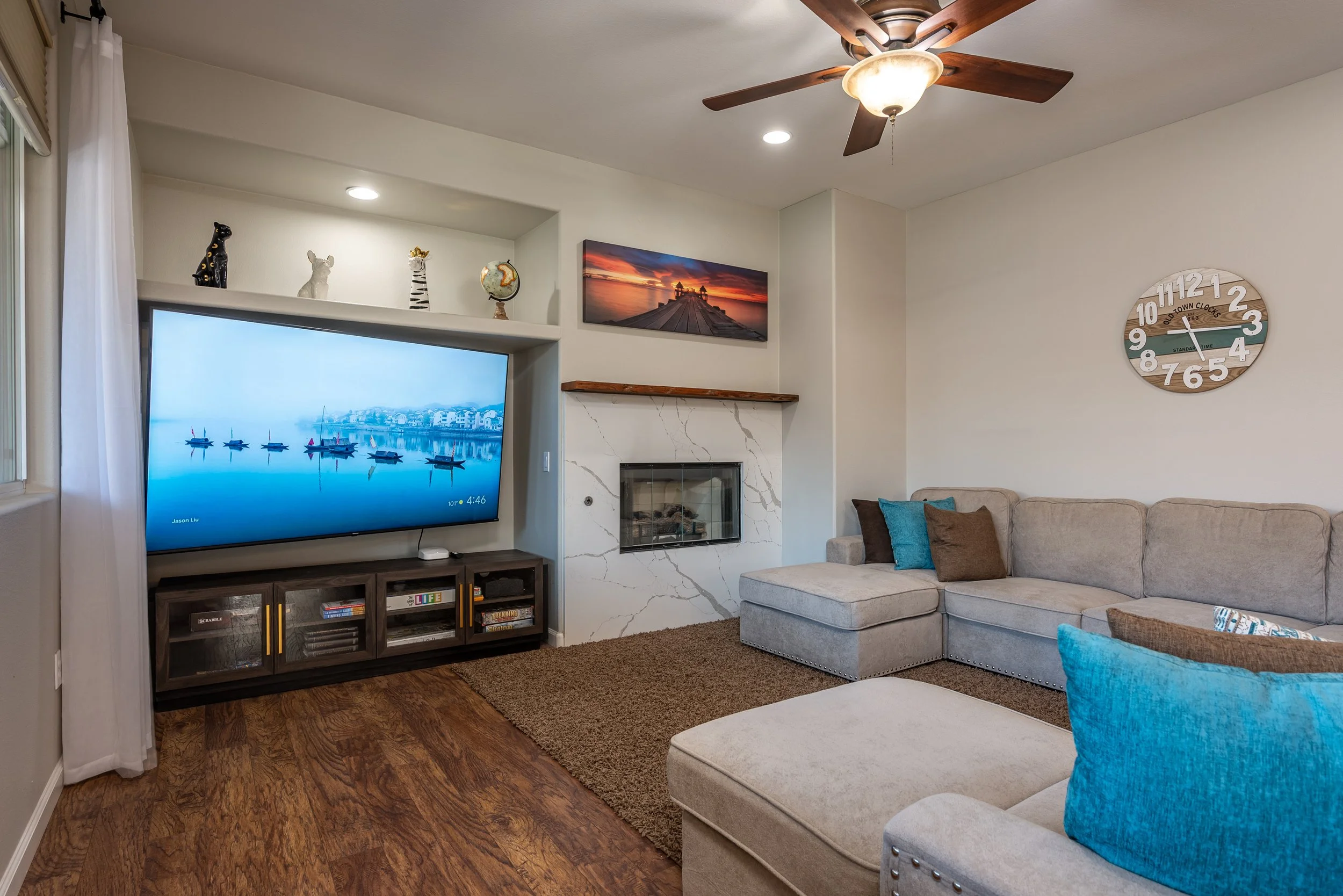 Living room and patio at Sunset Retreats